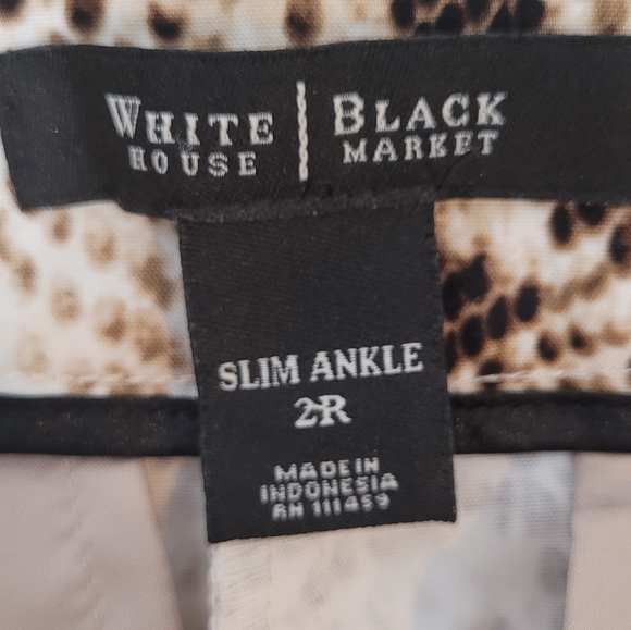 White House Black Market Slim Ankle City Pants Python Print  - Size 2 - Picture 11 of 13